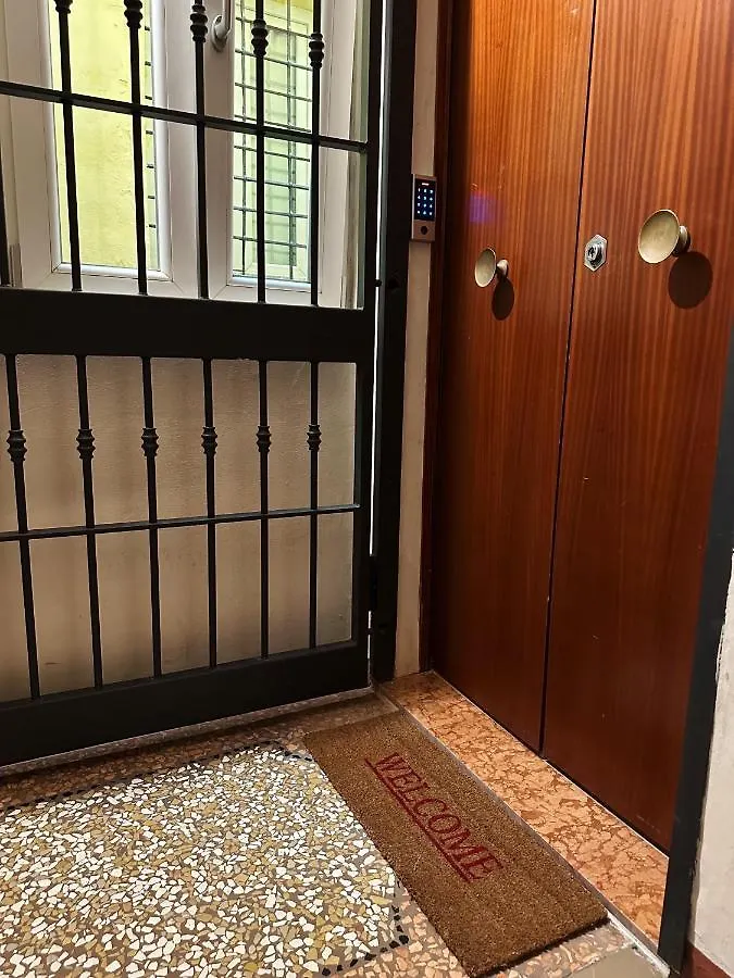 Koro'S Apartments Bologna